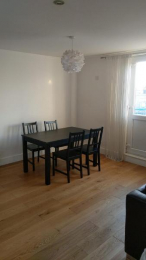 Lovely 1 Bed room flat next to canary wharf